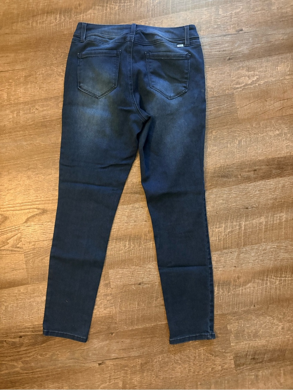 1822 Denim Women's Dark Blue Skinny Jeans